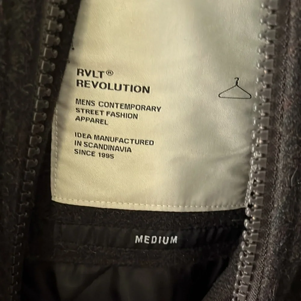 Men’s RVLT wool jacket - Picture 6 of 6